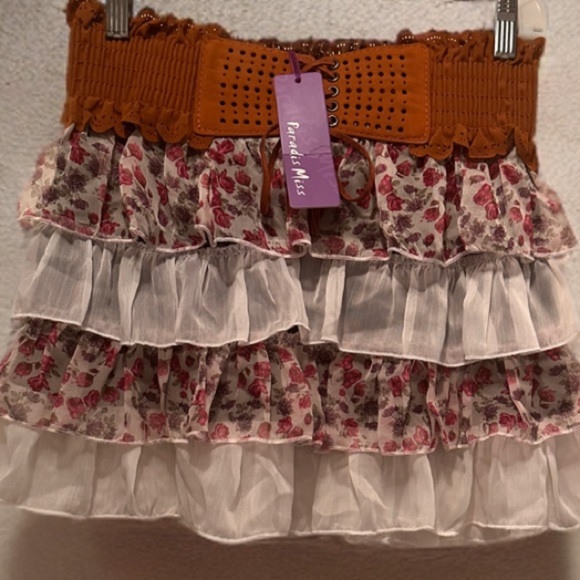 NWT Women’s Floral Lace Tiered Mini Western Style Boho Skirt Size S - Picture 3 of 5